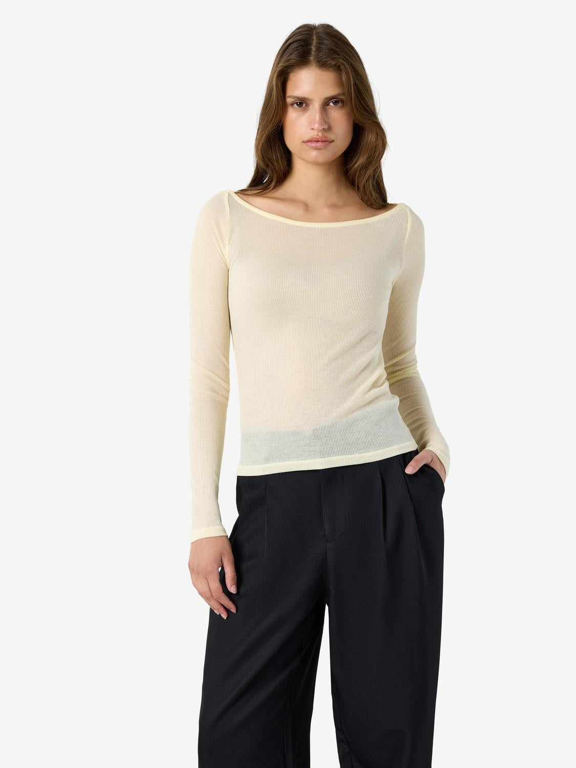 model_shot-detail